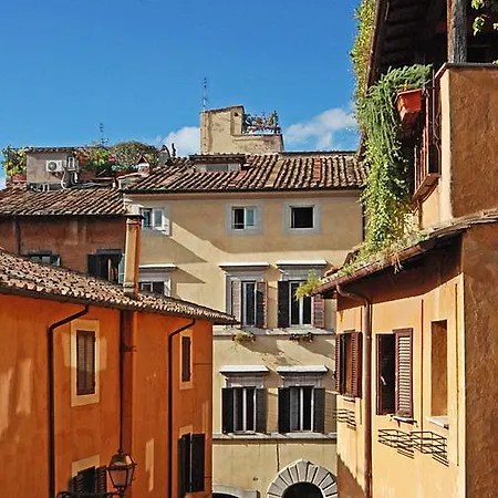 Casa Delle Eroidi 펜션 로마