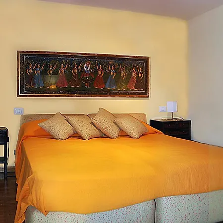 Casa Delle Eroidi 펜션 로마