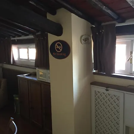 Casa Delle Eroidi 펜션