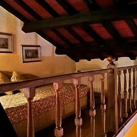 Casa Delle Eroidi